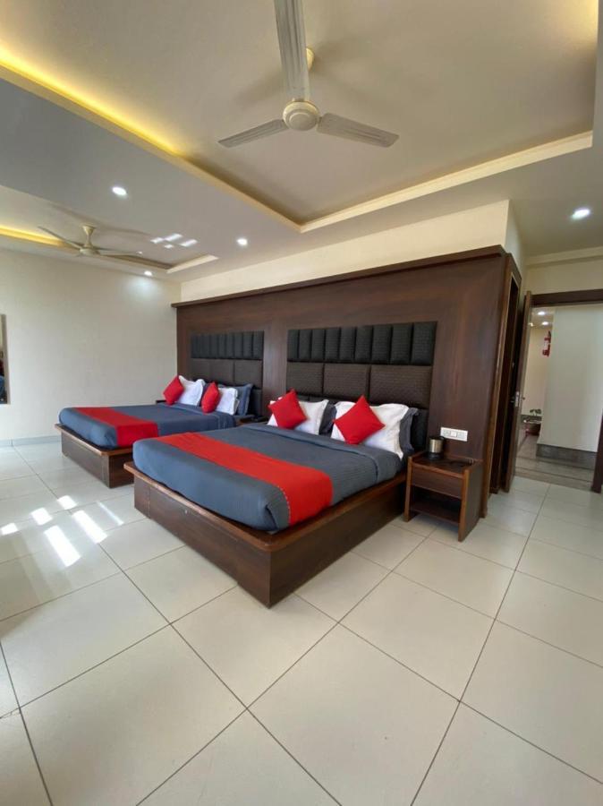 Hotel Katra Royal Stay Buitenkant foto