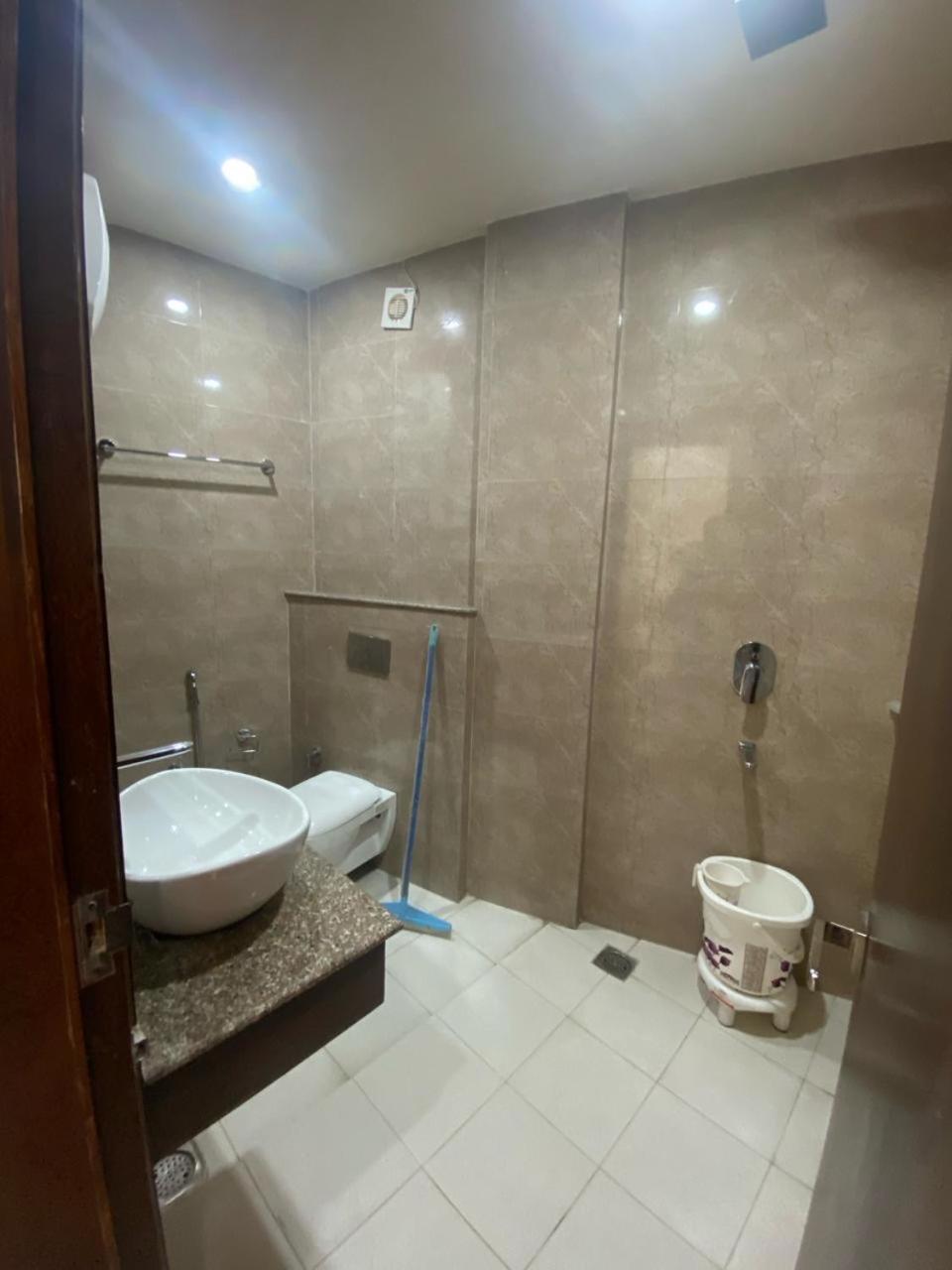 Hotel Katra Royal Stay Buitenkant foto