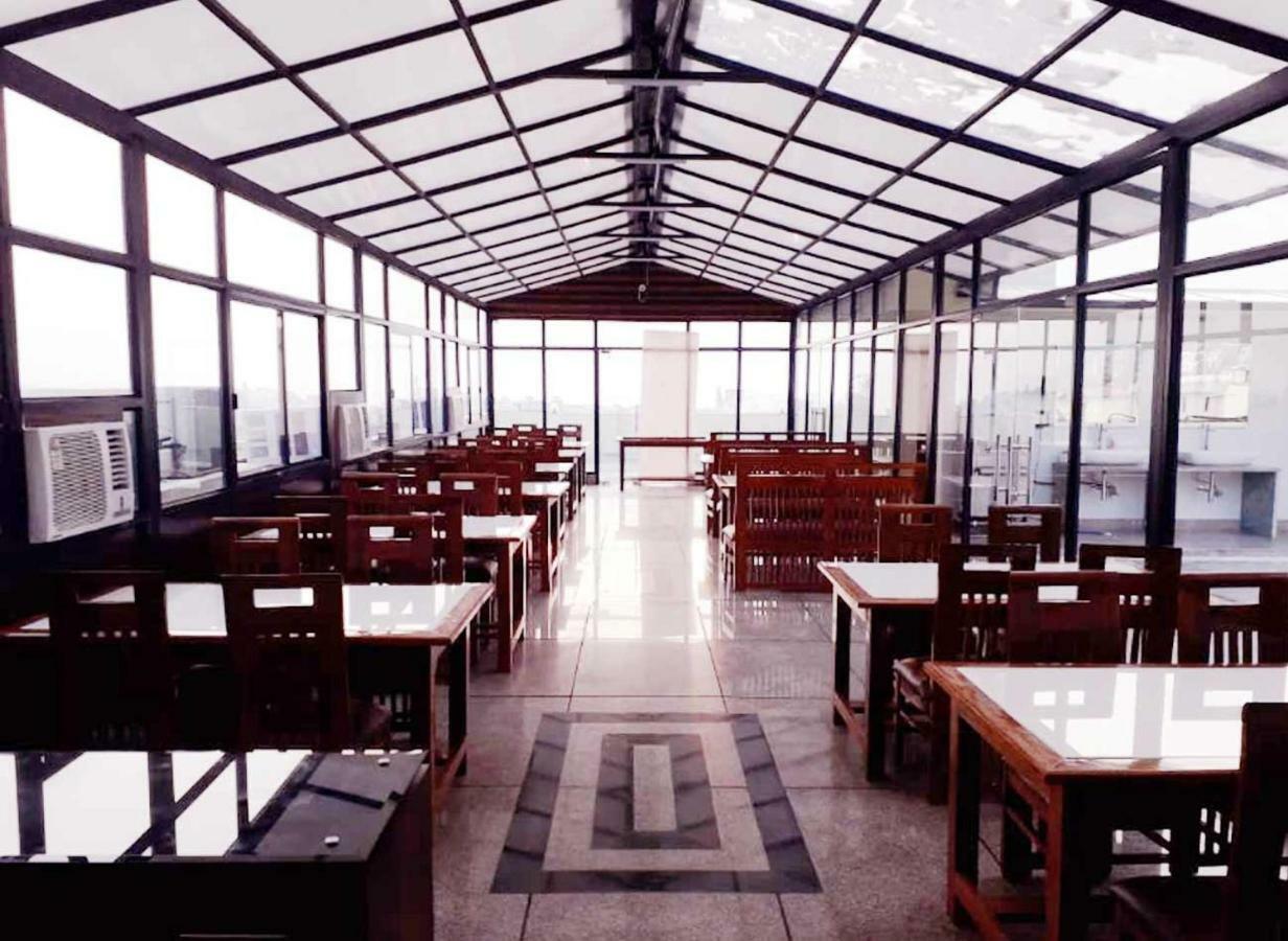 Hotel Katra Royal Stay Buitenkant foto
